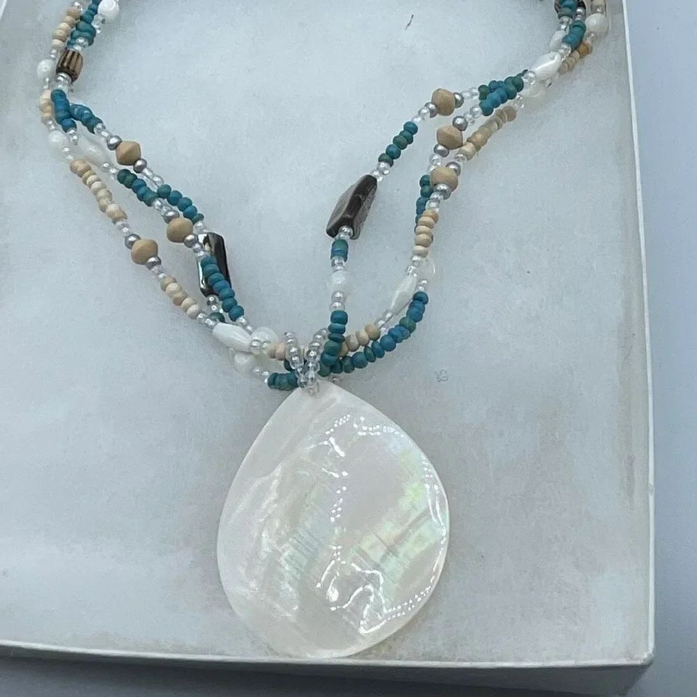 Mother of Pearl Abalone 3 strand necklace.